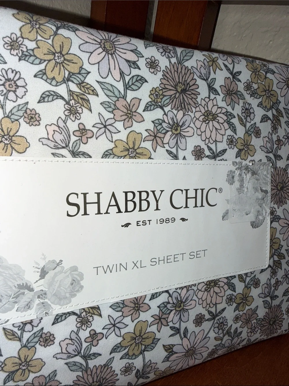New.. a Shabby Chic Twin XL Bed Sheet Set